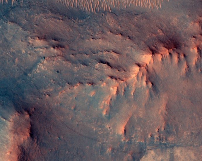 nasa’s-hirise-captures-perseverance-marking-a-milestone-on-mars
