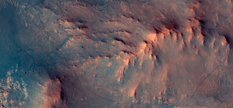 nasa’s-hirise-captures-perseverance-marking-a-milestone-on-mars