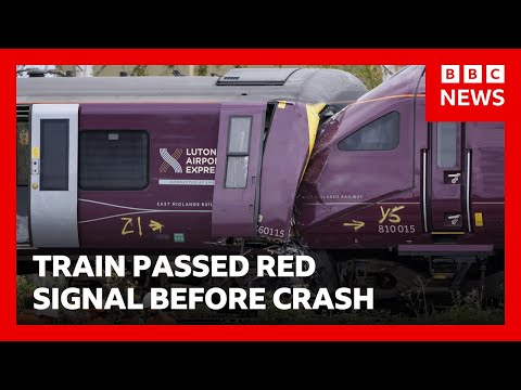 train-passed-red-signal-before-fatal-crash-near-bedford,-england,-report-says-|-bbc-news