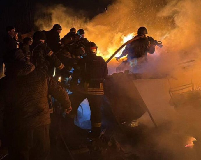 ukraine-needs-e650-million-to-keep-lights-on-this-winter.-without-it,-next-repairs-stop