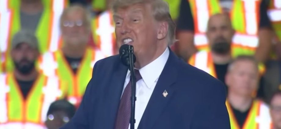 the-traitor-says-‘no-women-in-the-crowd,-which-is-nice’-at-rally-—-and-that’s-just-the-beginning
