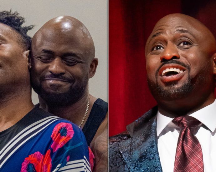 wayne-brady-says-his-theater-return-perfectly-reflects-his-‘joy’-right-now