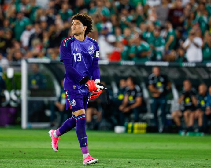 mexico-has-chance-to-test-more-of-roster,-build-momentum-in-group-stage-finale