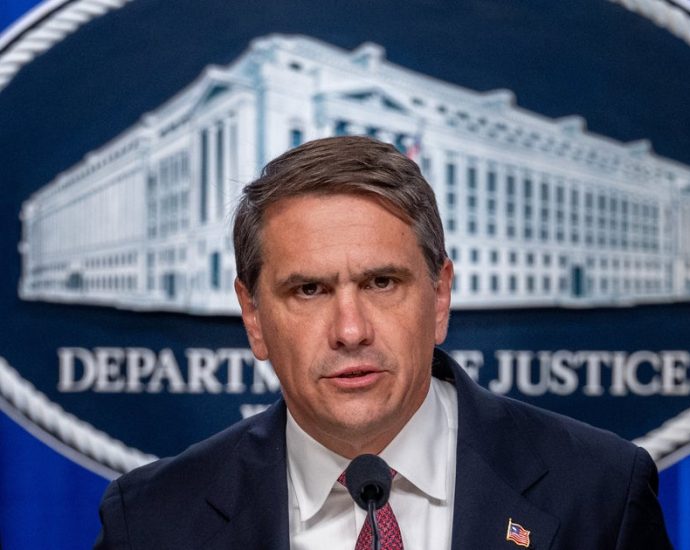 senator-has-pointed-questions-about-the-epstein-files-for-todd-blanche’s-ag-nomination