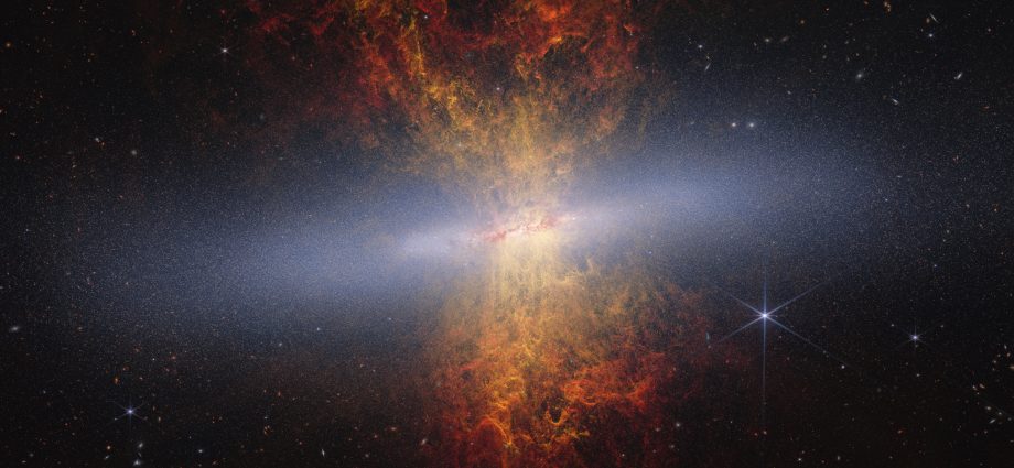 millions-of-stars-in-cigar-galaxy