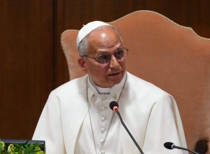 pope-leo-says-ai-cannot-be-‘morally-neutral’