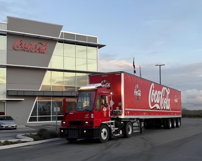 orange-ev-deploys-its-2,000th-electric-terminal-truck