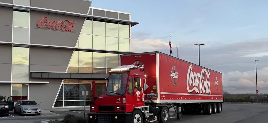 orange-ev-deploys-its-2,000th-electric-terminal-truck