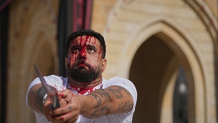 lebanon:-thousands-mark-ashoura-in-nabatieh-amid-rubble-left-by-israeli-strikes