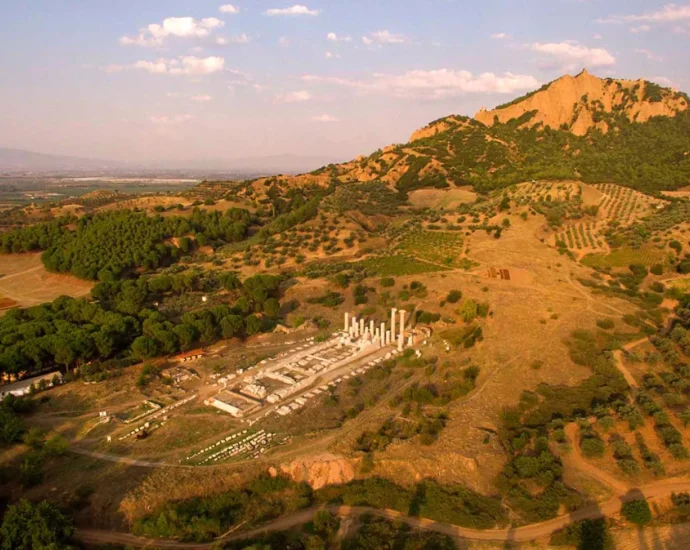 after-70-years-of-excavation,-ancient-sardis-becomes-a-unesco-world-heritage-site