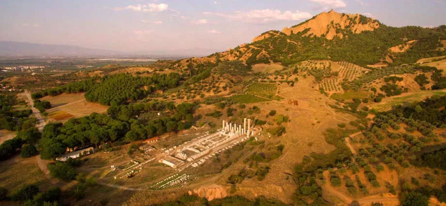after-70-years-of-excavation,-ancient-sardis-becomes-a-unesco-world-heritage-site