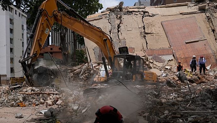 venezuela-updates-earthquake-toll:-920-dead,-3,360-injured