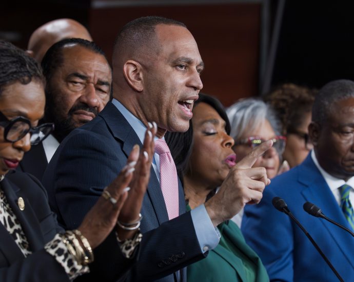 Congressional Black Caucus blasts Slotkin over her calls for new leadership in the House