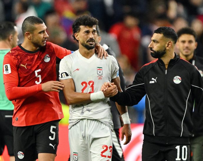 iran-wait-on-world-cup-progress-after-late-goal-disallowed-in-egypt-draw