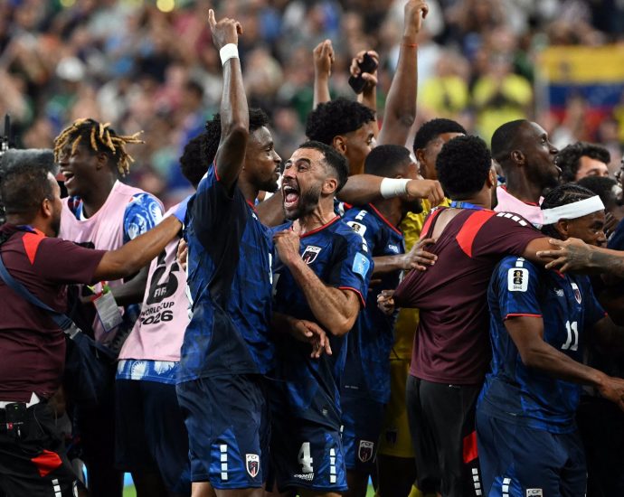 watch-world-cup-day-16:-spain,-egypt,-cape-verde-advance-to-round-of-32