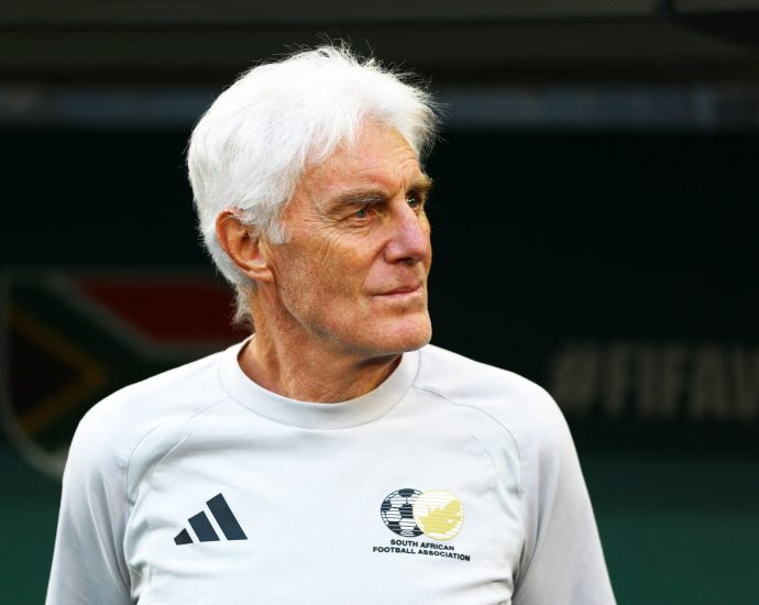 south-africa’s-broos-smiles-and-snarls-before-canada-world-cup-showdown