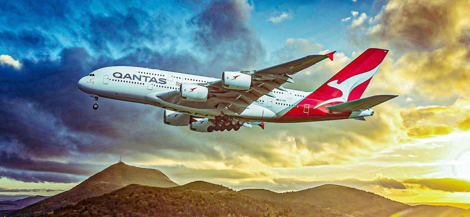 up-to-25-hour-flights:-the-airbus-a380’s-10-extremely-long-routes-in-2026-[map]