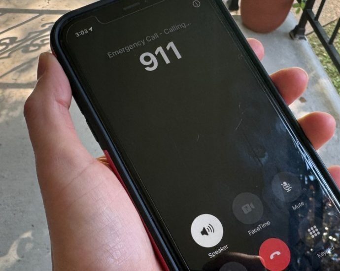 fcc-seeks-to-combat-911-outages-with-new-tech