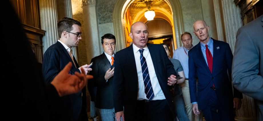 sen.-mike-lee-targets-the-roadless-rule