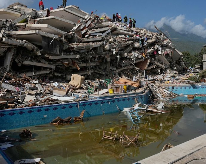 venezuela-quake-death-toll-jumps-as-another-quake-rattles-the-region