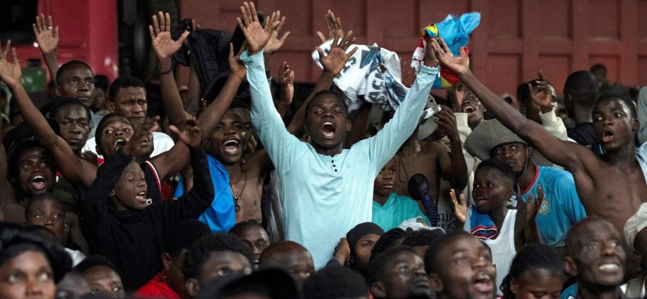 dr-congo-fans-celebrate-reaching-world-cup-knockout-stage