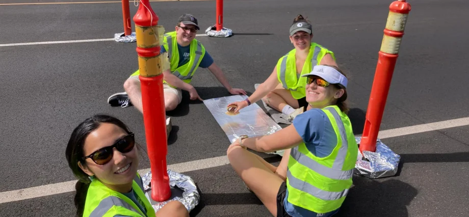 hawaii-is-turning-ocean-plastic-and-fishing-nets-into-roads