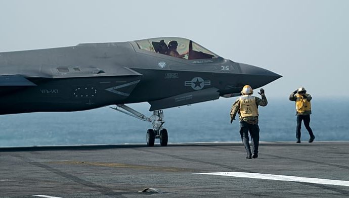 iran-threatens-total-halt-to-talks-amid-intensive-us-air-activity-near-hormuz