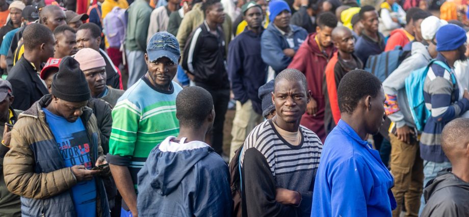 ‘if-i-am-to-die,-let-it-be-here’:-malawians-fleeing-unrest-in-south-africa