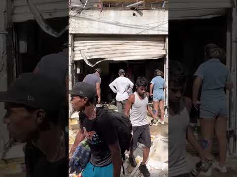 venezuela-quake-survivors-turn-to-looting