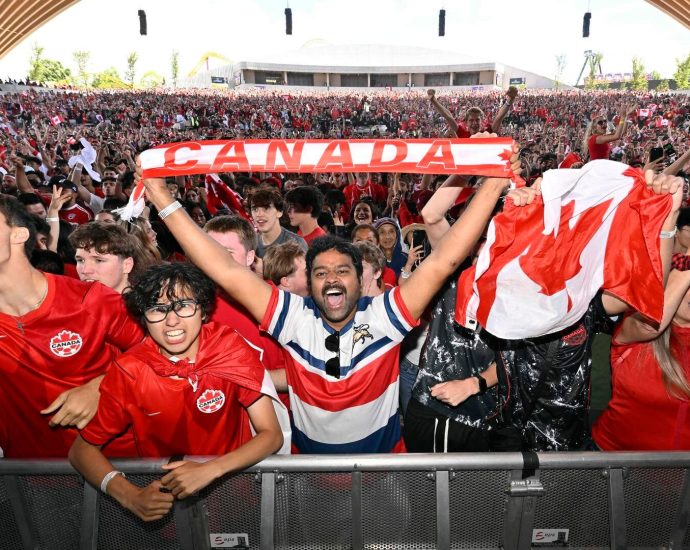 late-goal-gives-canada-first-ever-world-cup-knockout-stage-victory
