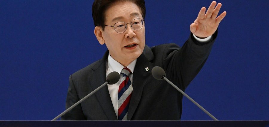 south-korean-tech-giants-to-build-a-$518-billion-chipmaking-hub-to-serve-soaring-ai-demand