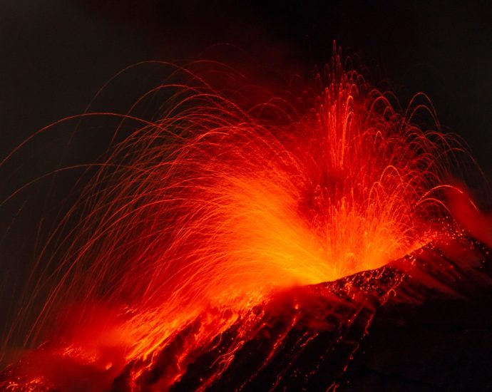 italy-raises-mount-etna-alert-level-as-lava-flows-intensify