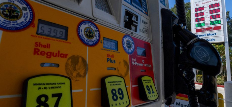 us-petrol-prices-ease-despite-ongoing-uncertainties-with-iran
