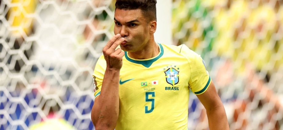 casemiro-firma-el-empate-de-brasil-frente-a-japon-con-un-tremendo-remate-del-mediocampista