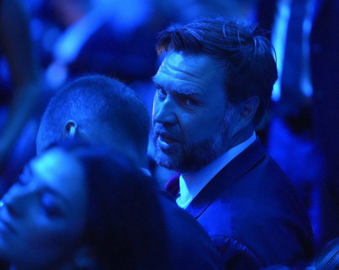 is-jd-vance-more-dangerous-than-the-traitor?