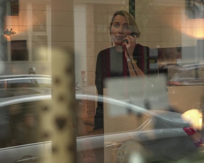 europe’s-record-heat-is-overwhelming-paris-mortuaries