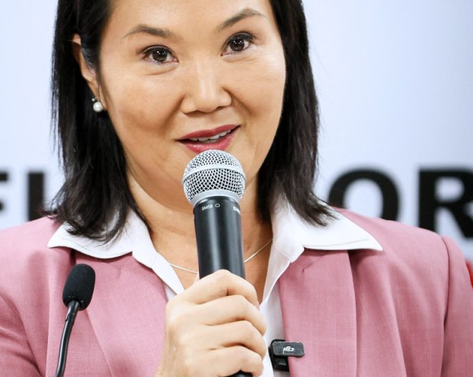 keiko-fujimori-leads-in-peruvian-presidential-race-as-vote-count-concludes