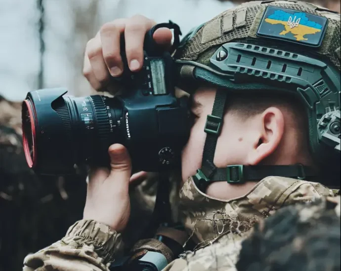 staying-connected-in-conflict-zones:-how-journalists-and-aid-workers-keep-communication-going-in-eastern-europe