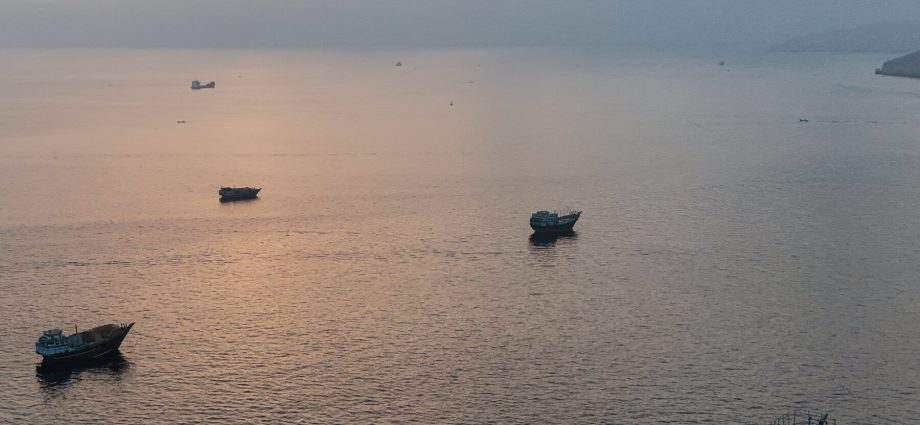 Iran Risks Peace Talks With U.S. to Maintain Leverage Over Strait