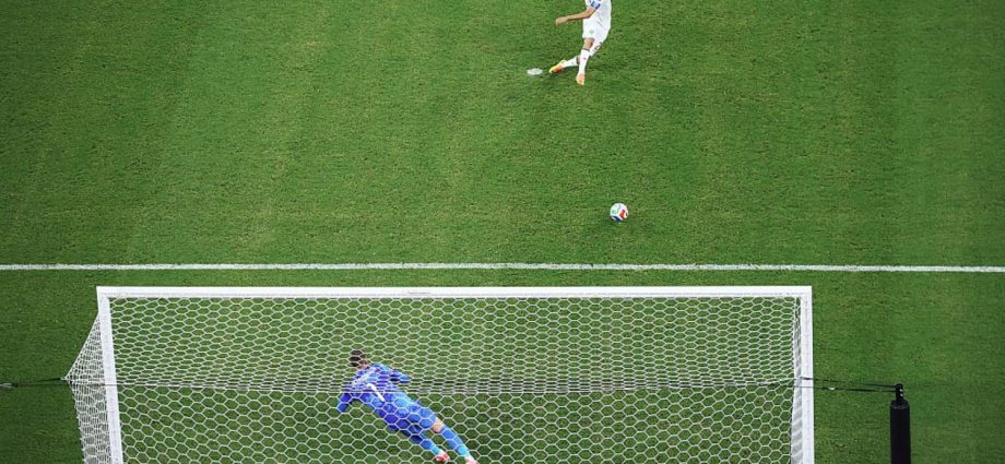 ¡epico!-asi-fue-el-penal-decisivo-de-saibari-con-el-que-marruecos-elimino-a-paises-bajos-del-mundial