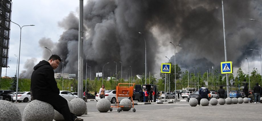ukraine-refinery-strikes-create-‘obvious’-problems,-putin-says