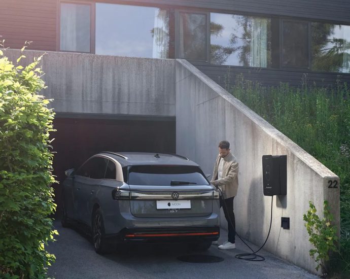 volkswagen-group-to-introduce-bidirectional-charging-to-its-dealer-network-in-sweden