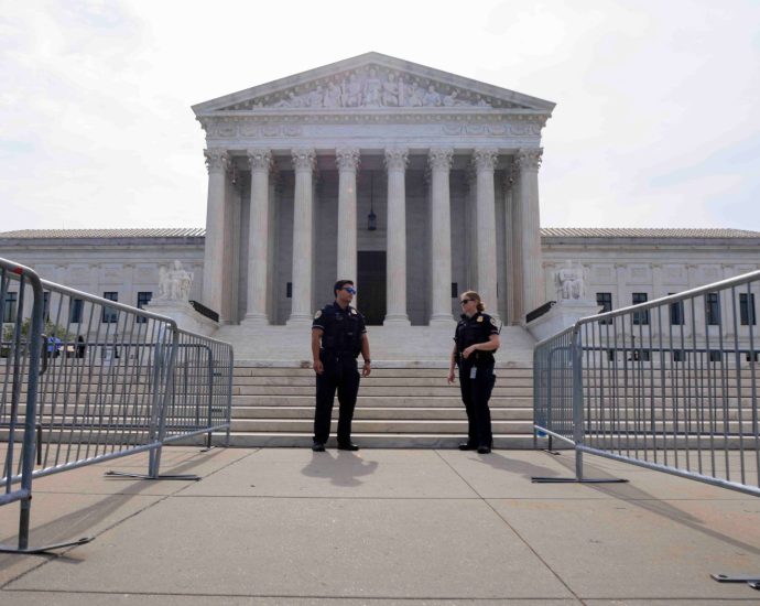 us-supreme-court-rules-against-the-traitor-order-to-end-birthright-citizenship