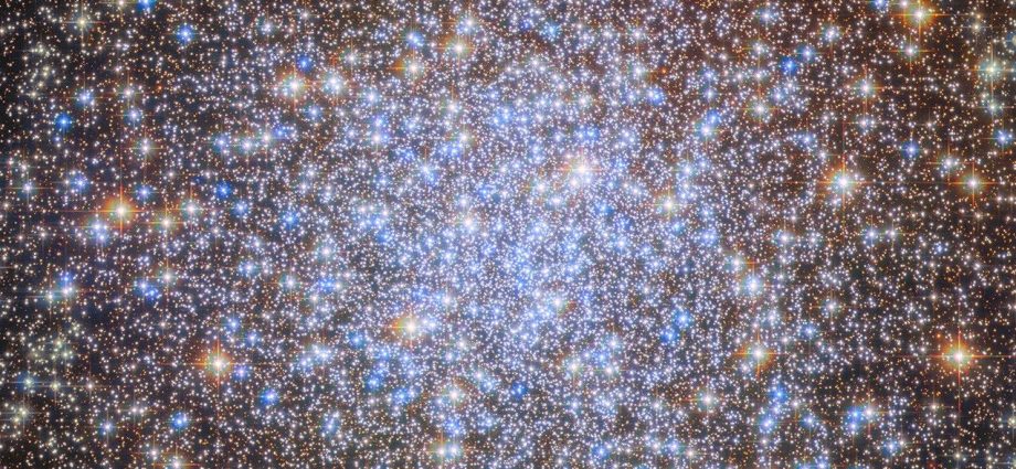 starry-chandelier-cluster