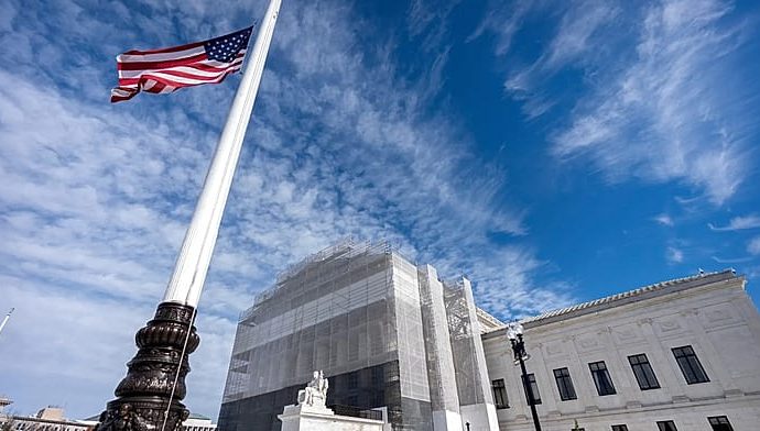 supreme-court-strikes-down-the-traitor’s-executive-order-restricting-birthright-citizenship