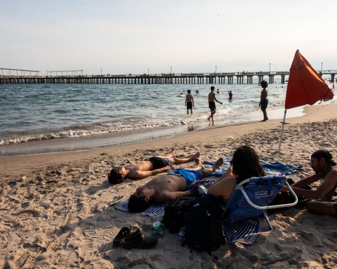 us-heatwave-to-test-power-grid-amid-soaring-ai-driven-energy-demand