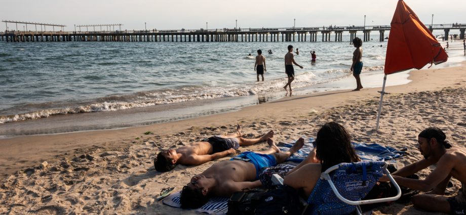 us-heatwave-to-test-power-grid-amid-soaring-ai-driven-energy-demand