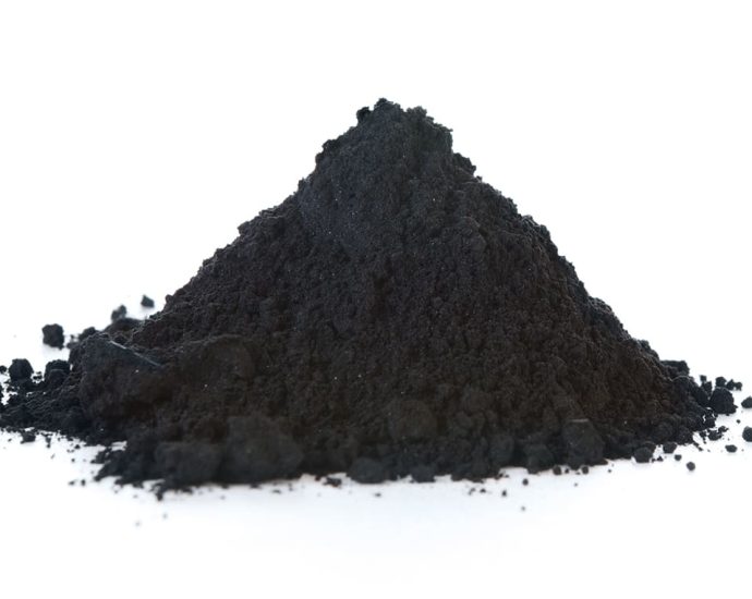us-army-selects-titan-mining-to-build-a-graphite-purification-plant