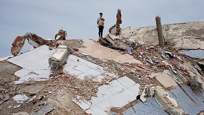 death-toll-from-venezuela-earthquakes-climbs-to-1,943