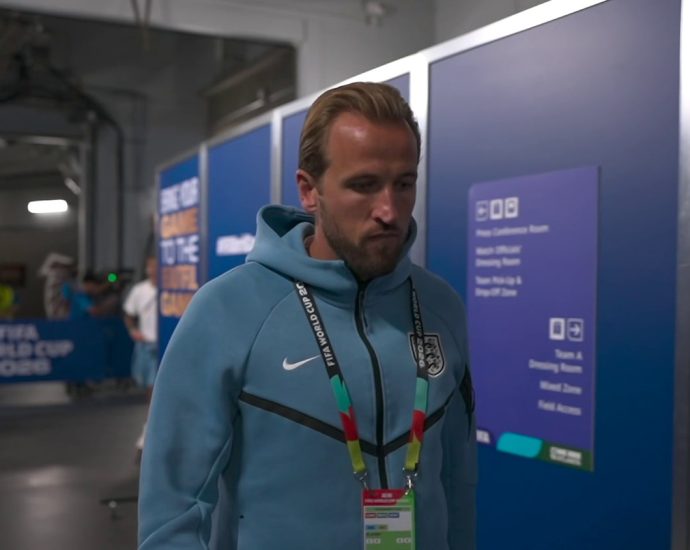 inglaterra-ya-esta-en-el-estadio-para-buscar-el-boleto-a-octavos